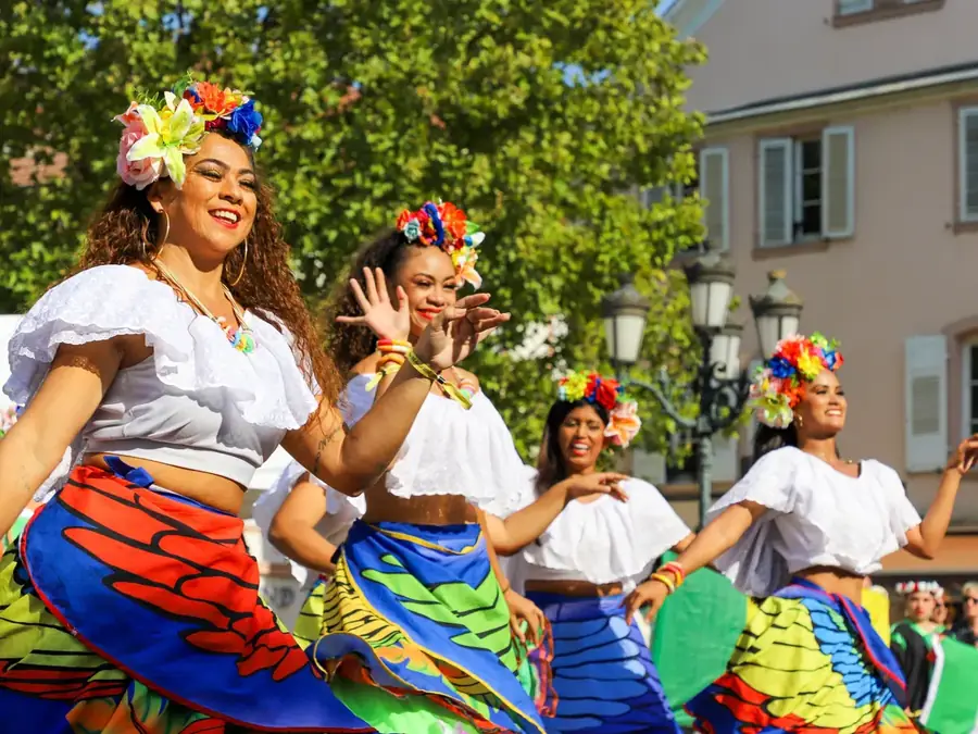 Animation danseuses polynésiennes