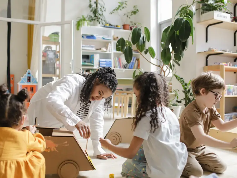 Team building : bolides en carton