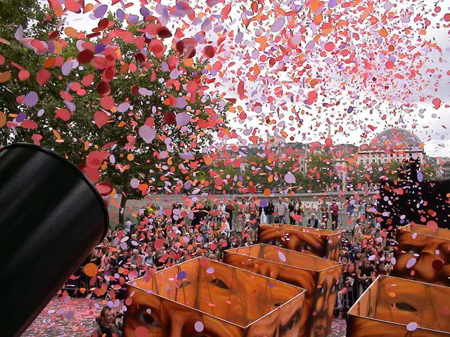 Canon a confettis