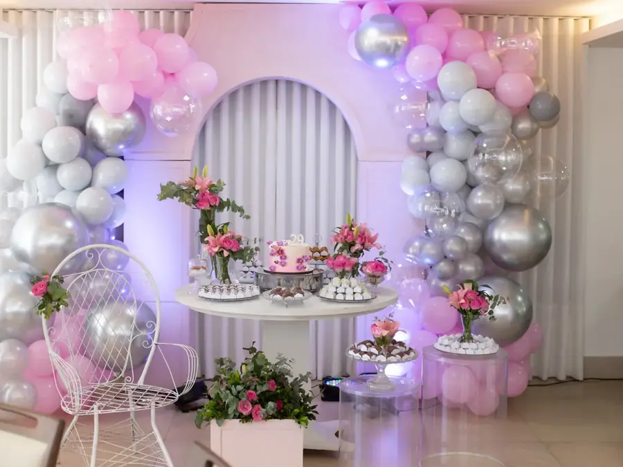 Décoration ballons pour centre commercial