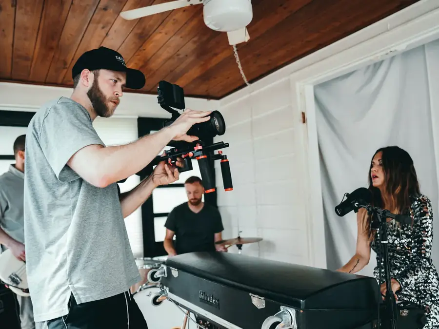 Lipdub d'entreprise : clip chanté en plan-séquence