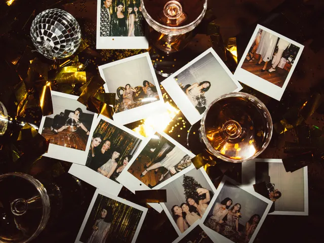 Borne photo polaroïd "box"