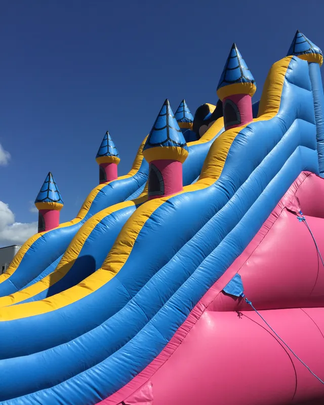 Jeux gonflables géants